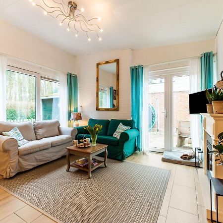 Endearing Holiday Home In Noordwijkerhout With Garden Bbq Bagian luar foto
