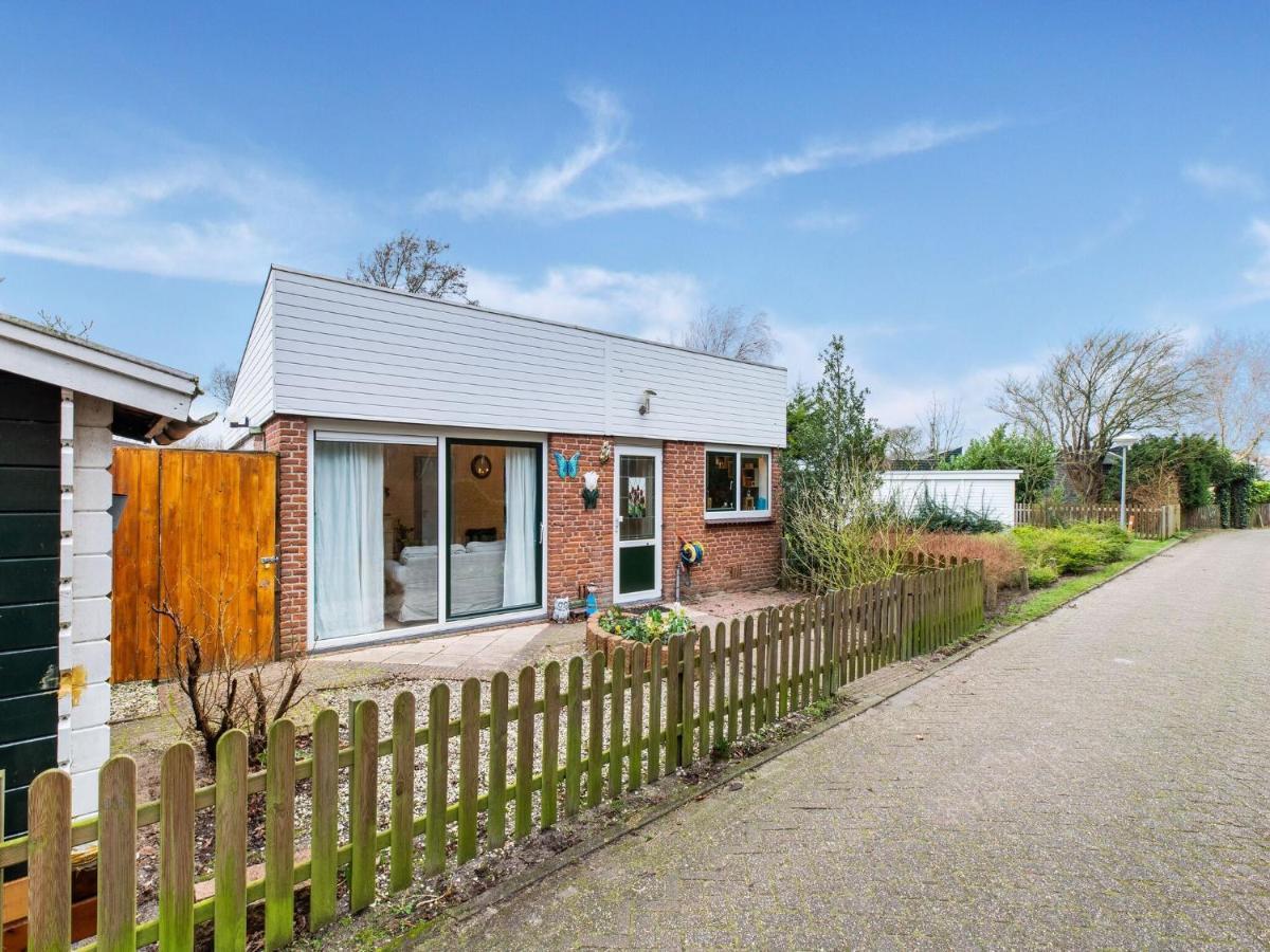 Endearing Holiday Home In Noordwijkerhout With Garden Bbq Bagian luar foto