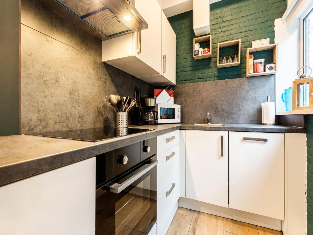 Endearing Holiday Home In Noordwijkerhout With Garden Bbq Bagian luar foto