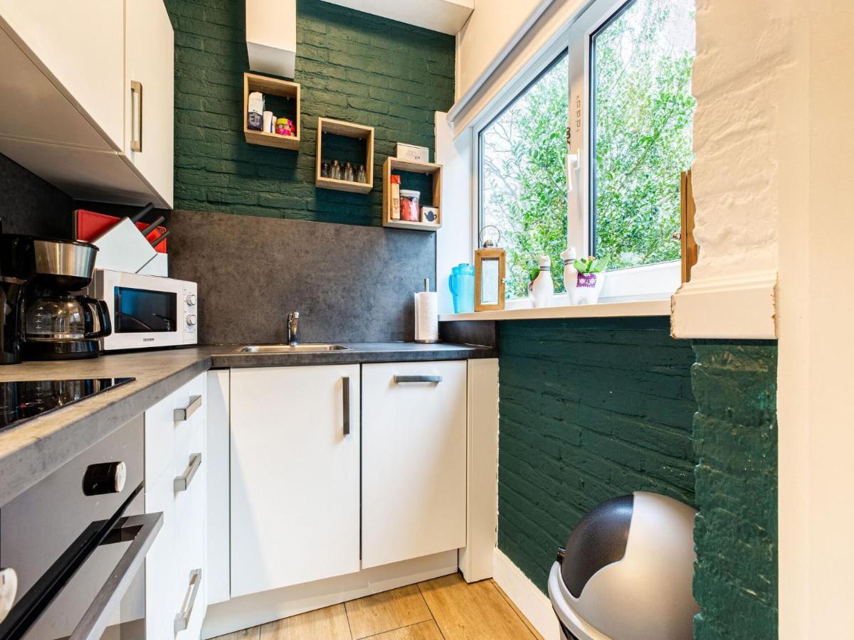 Endearing Holiday Home In Noordwijkerhout With Garden Bbq Bagian luar foto