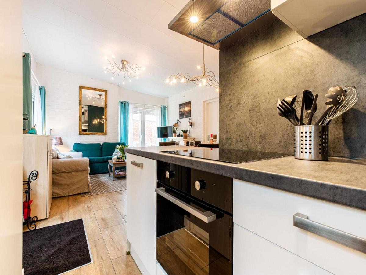 Endearing Holiday Home In Noordwijkerhout With Garden Bbq Bagian luar foto